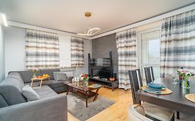 Penthouse In The Center - By Hosty